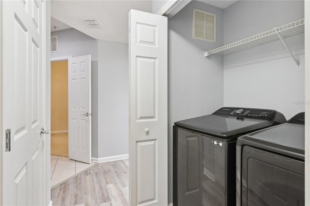 En Venta: $199,999 (2 camas, 2 baños, 1435 Pies cuadrados)