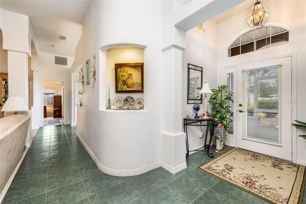 For Sale: $325,000 (3 beds, 2 baths, 1724 Square Feet)
