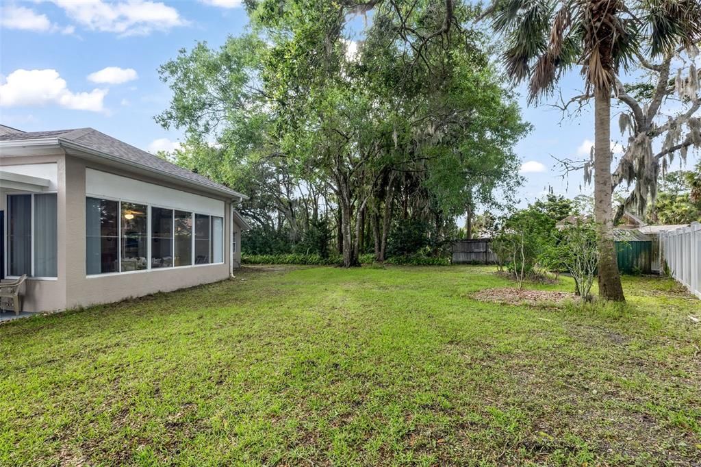 For Sale: $325,000 (3 beds, 2 baths, 1724 Square Feet)