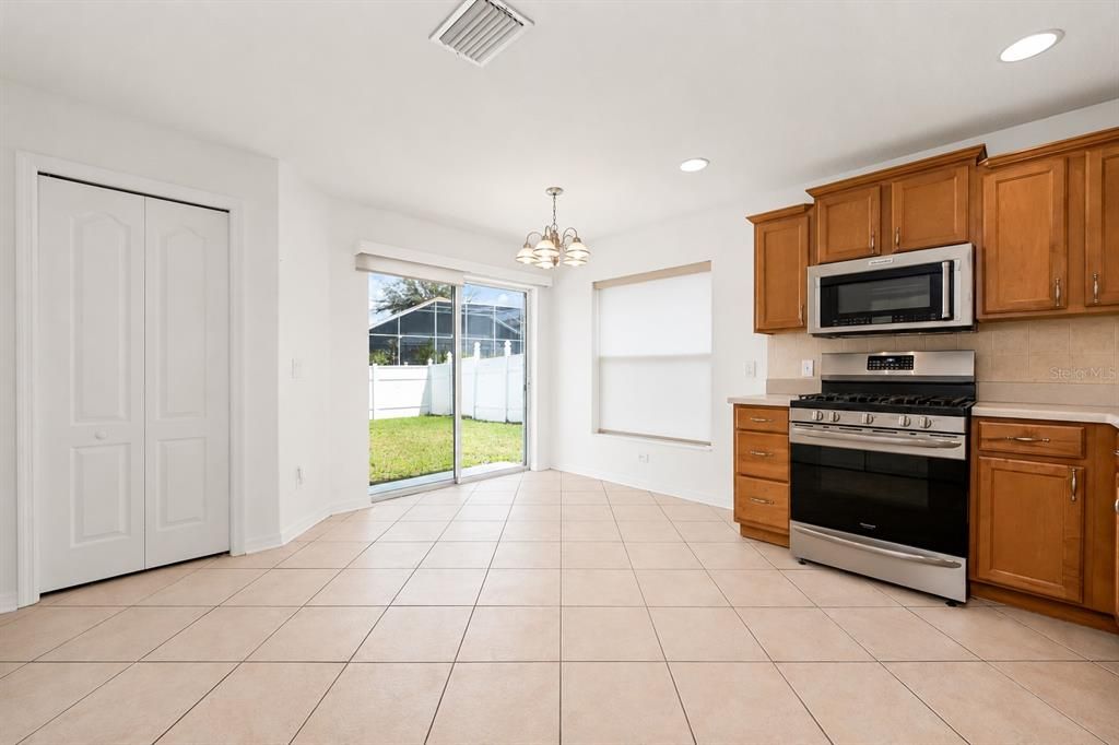 For Sale: $299,700 (3 beds, 2 baths, 1310 Square Feet)