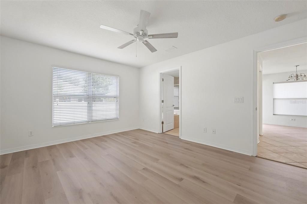 For Sale: $299,700 (3 beds, 2 baths, 1310 Square Feet)