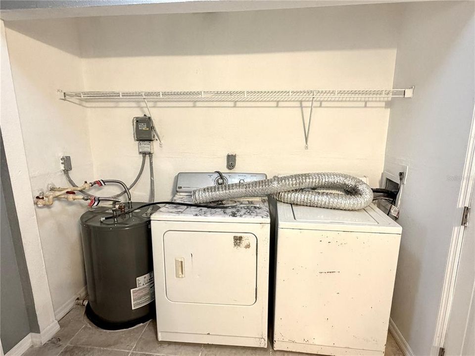 В аренду: $1,950 (3 спален, 2 ванн, 1332 Квадратных фут)