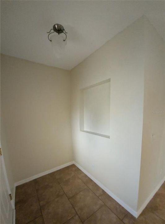 For Sale: $359,500 (4 beds, 2 baths, 1972 Square Feet)