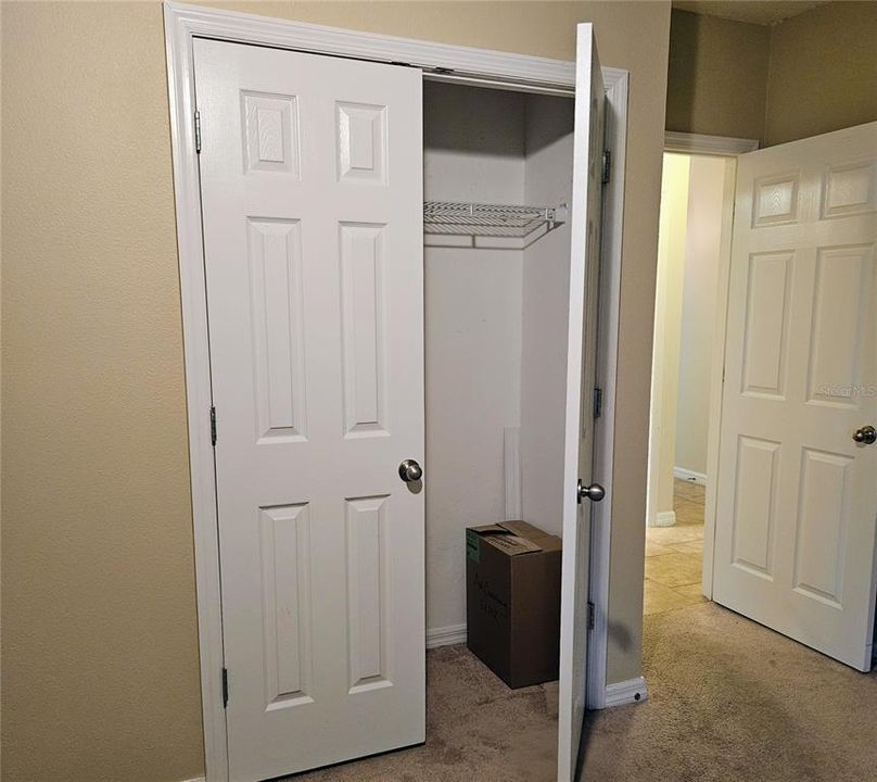 For Sale: $359,500 (4 beds, 2 baths, 1972 Square Feet)