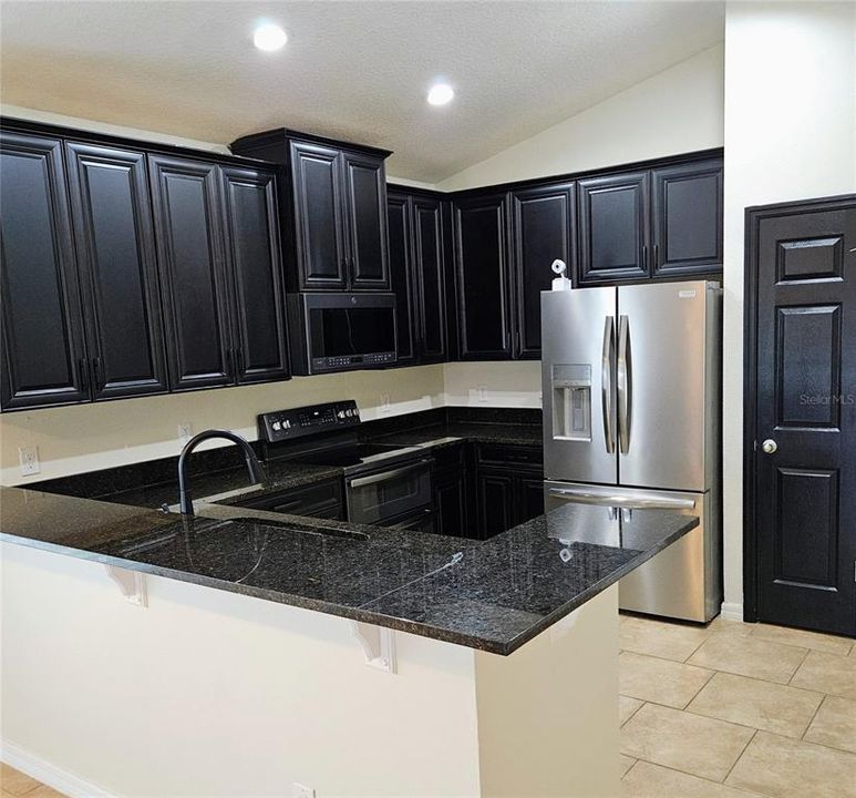 For Sale: $359,500 (4 beds, 2 baths, 1972 Square Feet)