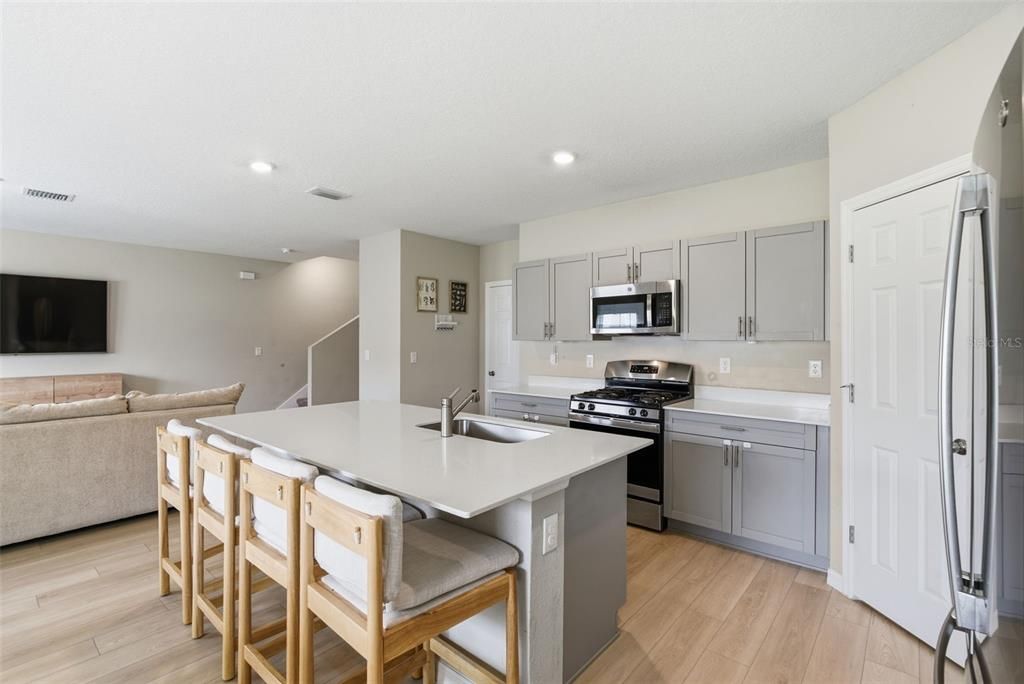 For Sale: $399,000 (4 beds, 2 baths, 2062 Square Feet)