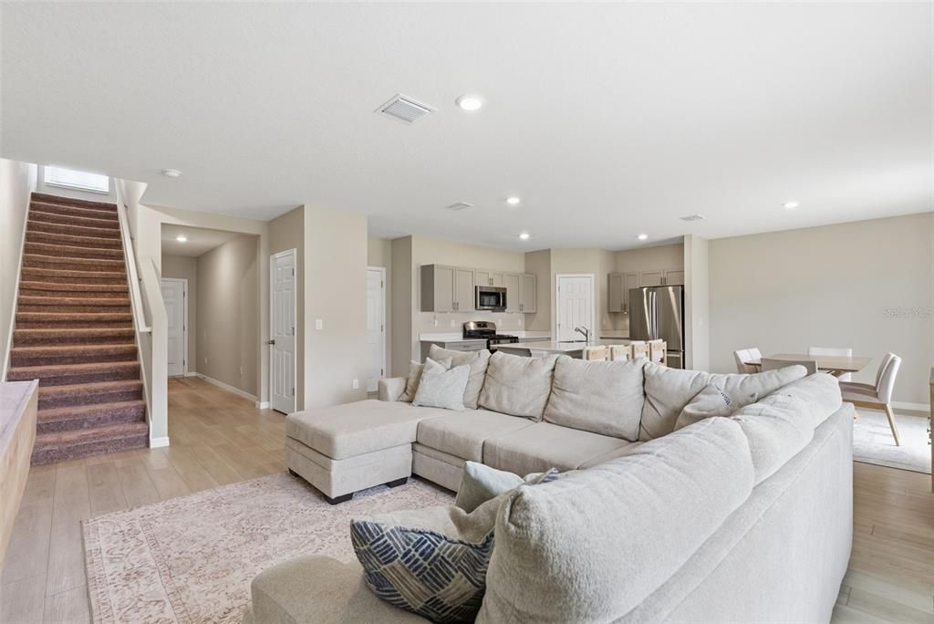For Sale: $399,000 (4 beds, 2 baths, 2062 Square Feet)