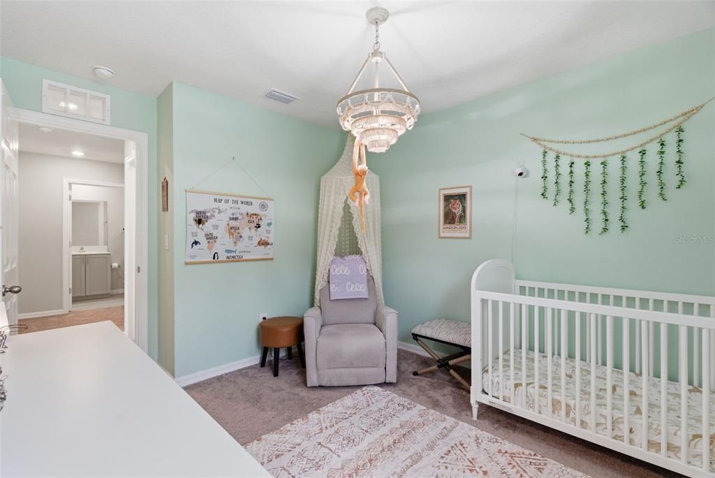 For Sale: $399,000 (4 beds, 2 baths, 2062 Square Feet)