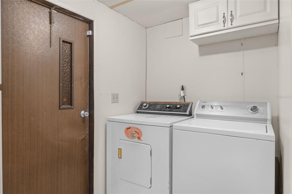 For Sale: $189,900 (3 beds, 2 baths, 1040 Square Feet)