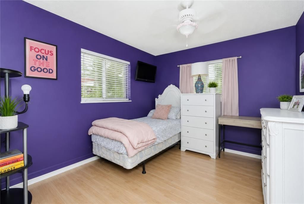 For Sale: $350,000 (3 beds, 2 baths, 1388 Square Feet)