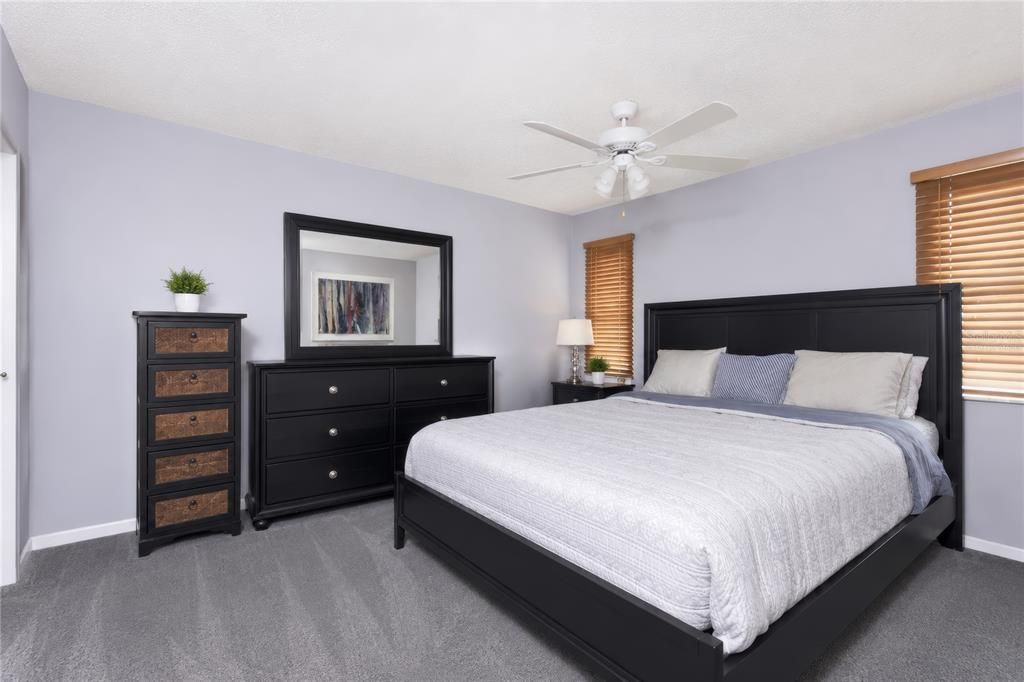 For Sale: $350,000 (3 beds, 2 baths, 1388 Square Feet)