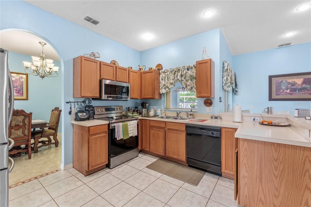 For Sale: $339,990 (3 beds, 2 baths, 2239 Square Feet)