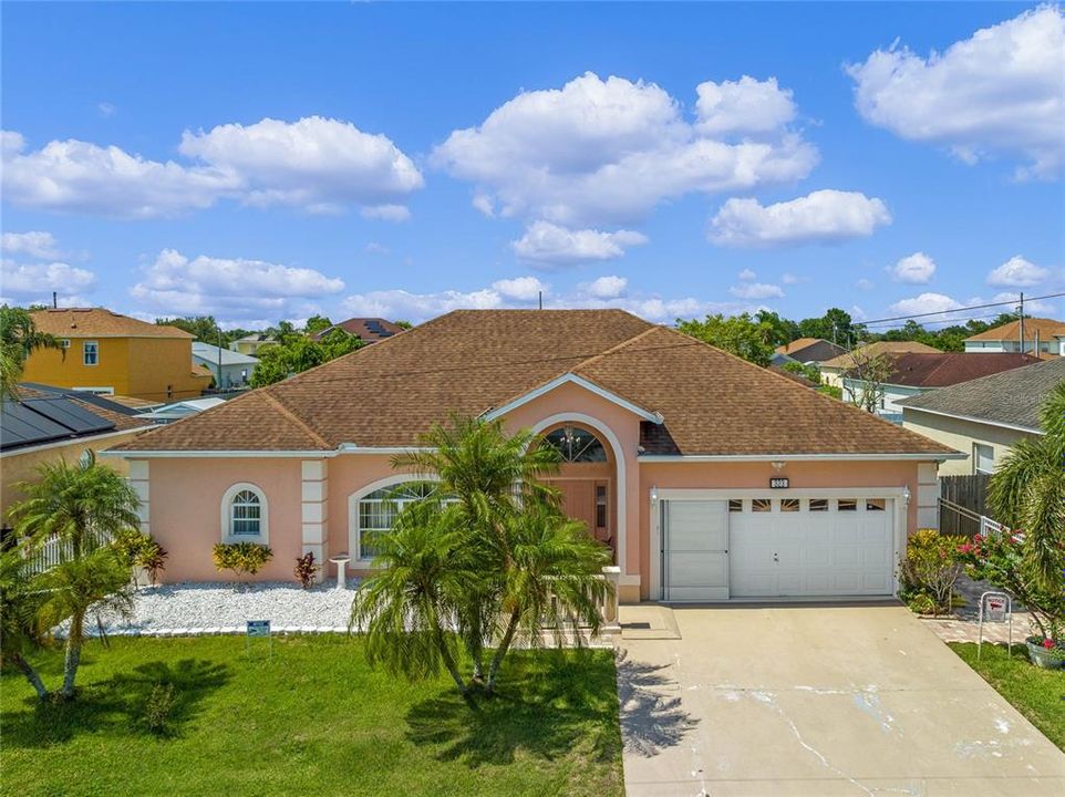 For Sale: $339,990 (3 beds, 2 baths, 2239 Square Feet)