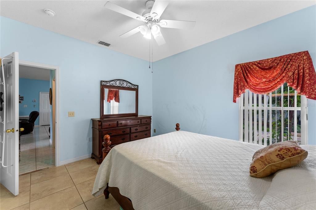 For Sale: $339,990 (3 beds, 2 baths, 2239 Square Feet)