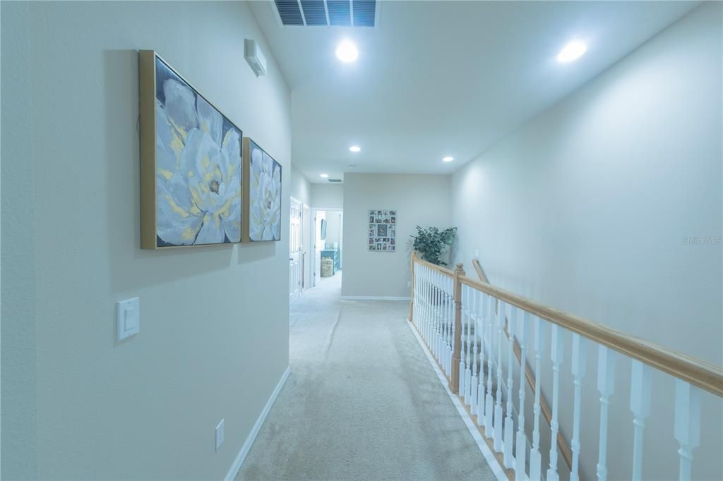 En Venta: $409,000 (3 camas, 2 baños, 1944 Pies cuadrados)