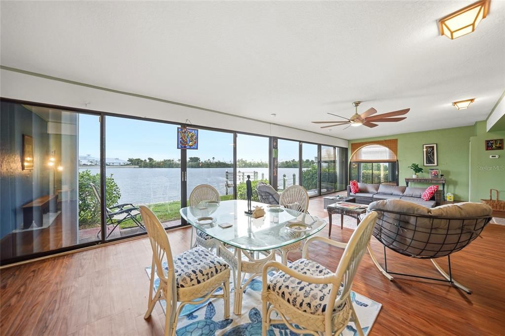 For Sale: $334,000 (3 beds, 2 baths, 2582 Square Feet)