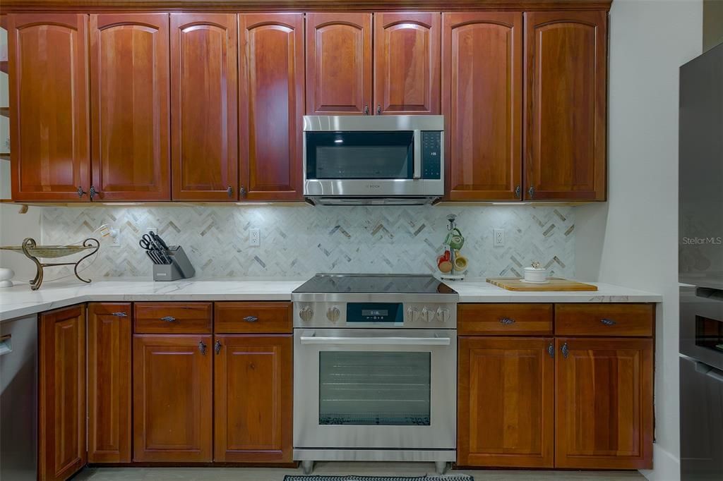 En Venta: $620,000 (3 camas, 3 baños, 2342 Pies cuadrados)