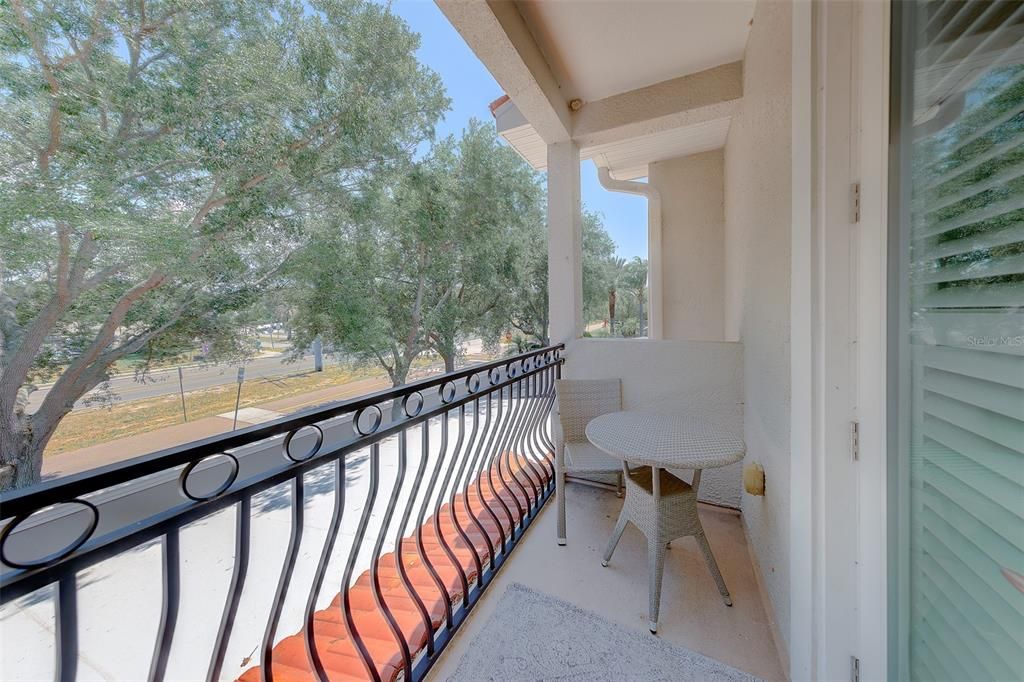 En Venta: $620,000 (3 camas, 3 baños, 2342 Pies cuadrados)