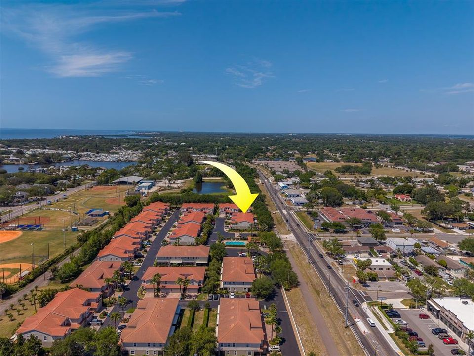 En Venta: $620,000 (3 camas, 3 baños, 2342 Pies cuadrados)