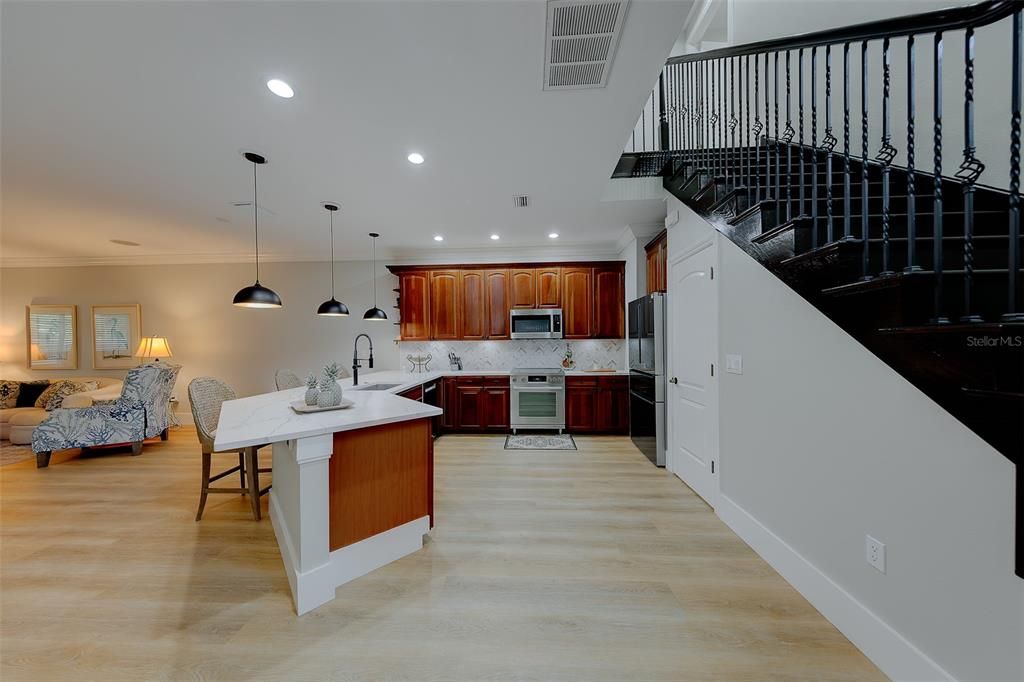 En Venta: $620,000 (3 camas, 3 baños, 2342 Pies cuadrados)
