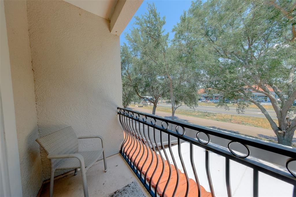 En Venta: $620,000 (3 camas, 3 baños, 2342 Pies cuadrados)