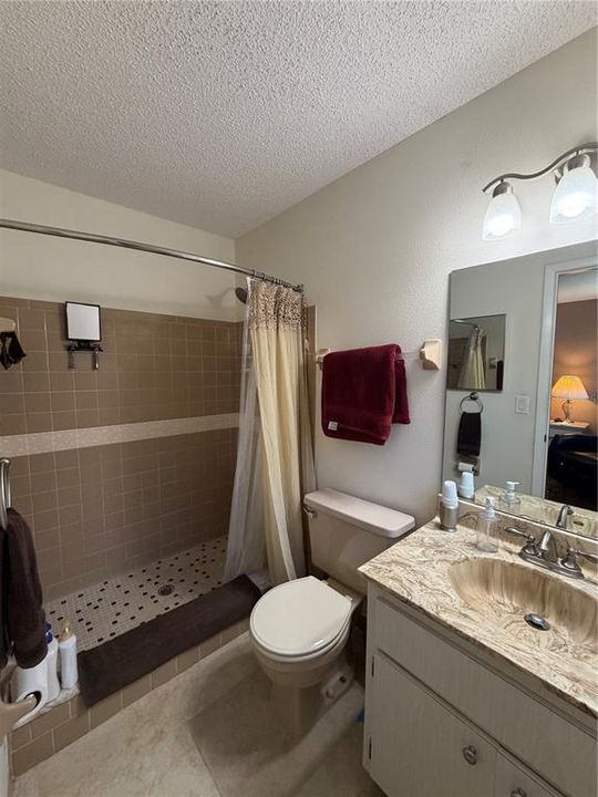 For Sale: $250,000 (3 beds, 2 baths, 1516 Square Feet)