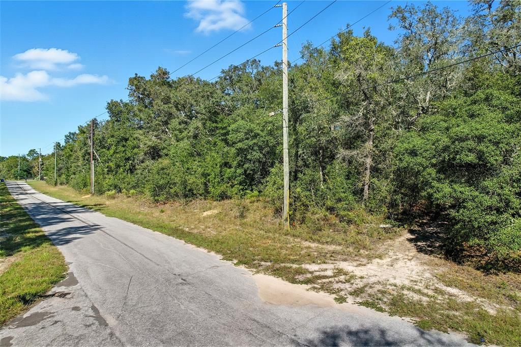 На продажу: $22,500 (0.23 acres)