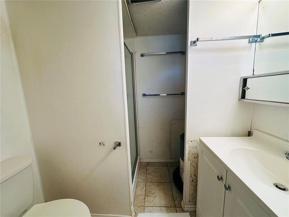 For Sale: $99,000 (2 beds, 2 baths, 1008 Square Feet)
