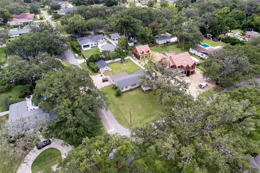 For Sale: $545,000 (3 beds, 3 baths, 2031 Square Feet)