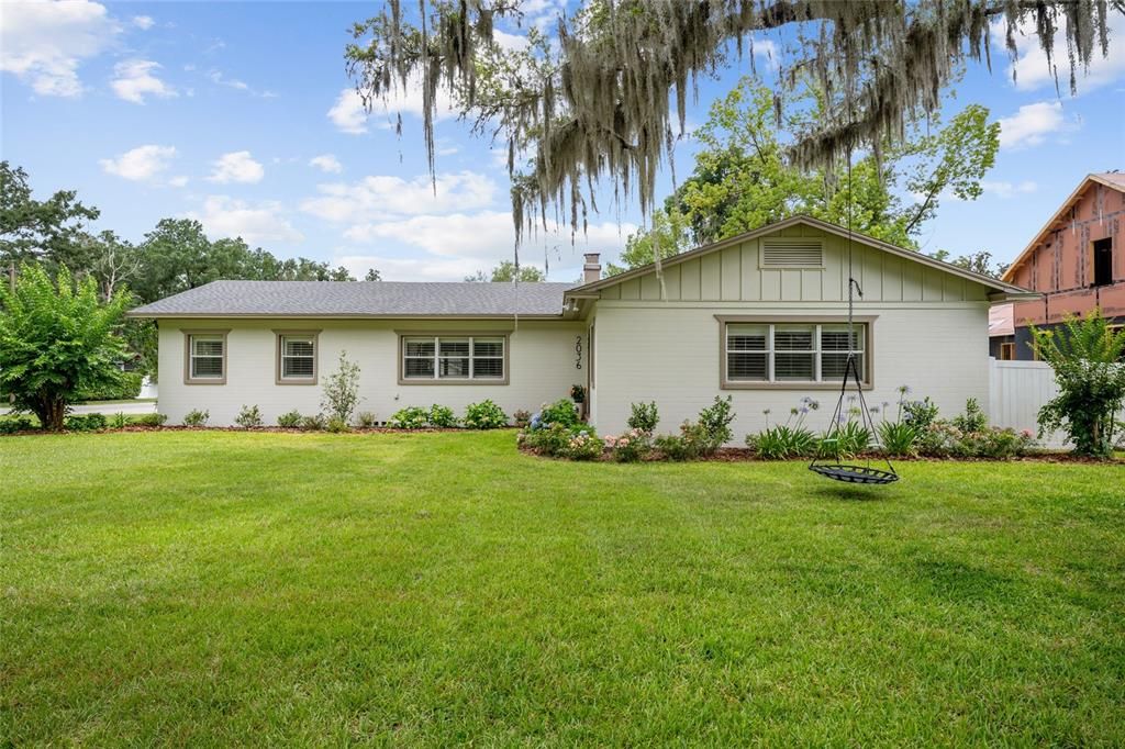 For Sale: $545,000 (3 beds, 3 baths, 2031 Square Feet)