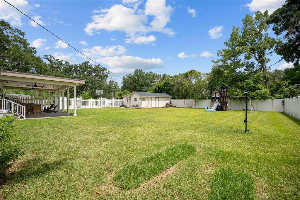 For Sale: $545,000 (3 beds, 3 baths, 2031 Square Feet)