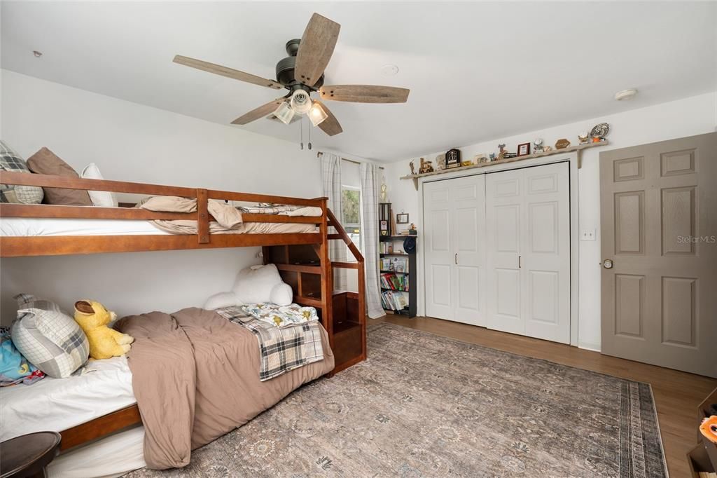 For Sale: $545,000 (3 beds, 3 baths, 2031 Square Feet)