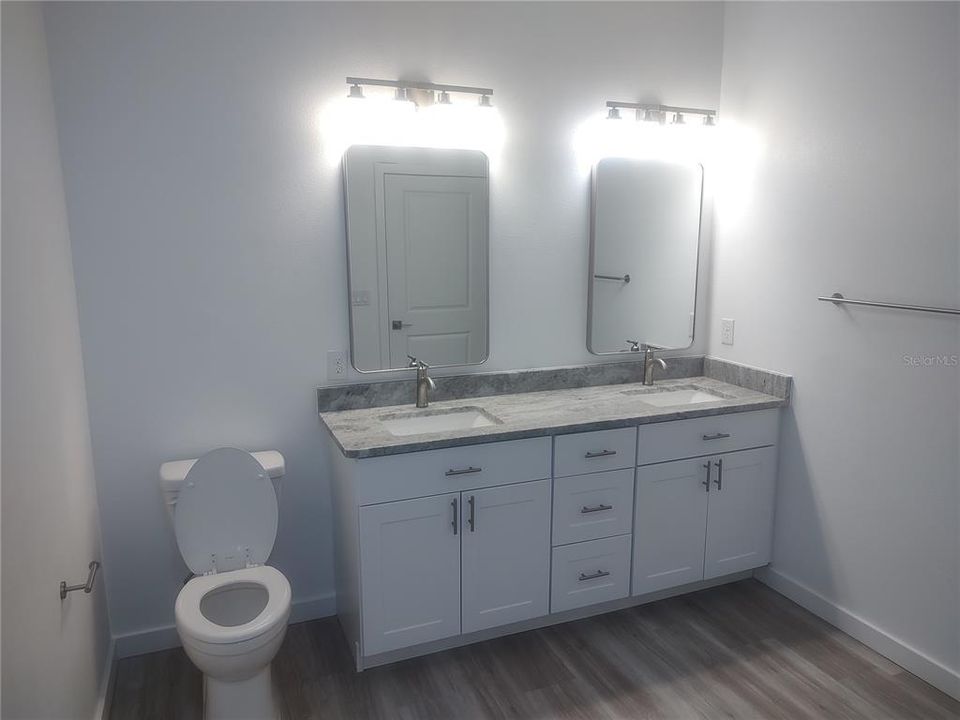 En Venta: $440,000 (3 camas, 2 baños, 1517 Pies cuadrados)
