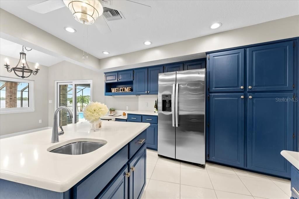 For Sale: $1,695,000 (5 beds, 4 baths, 4558 Square Feet)