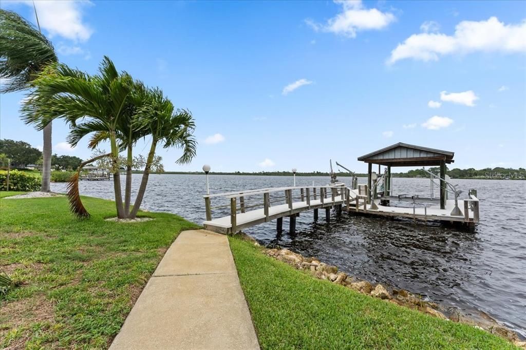 For Sale: $1,695,000 (5 beds, 4 baths, 4558 Square Feet)