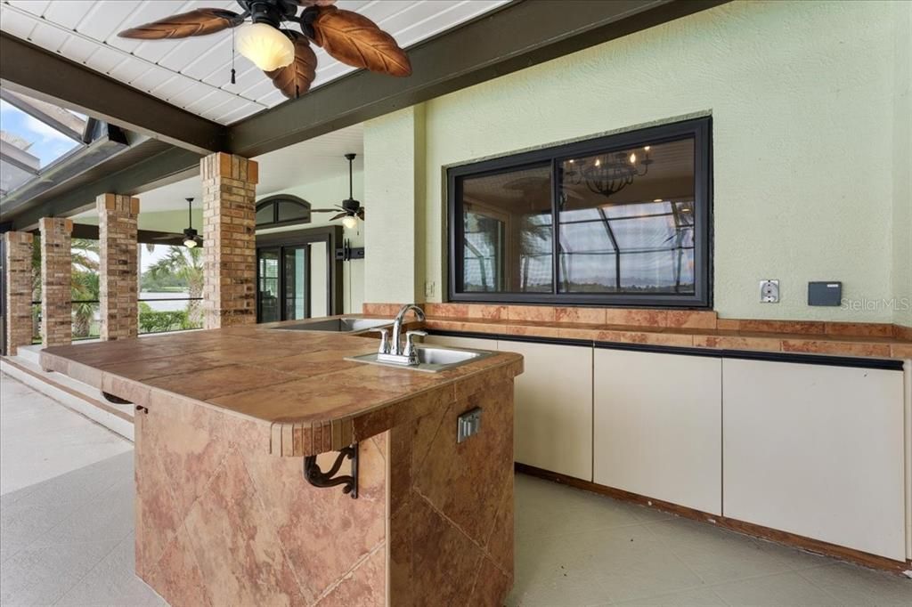 For Sale: $1,695,000 (5 beds, 4 baths, 4558 Square Feet)