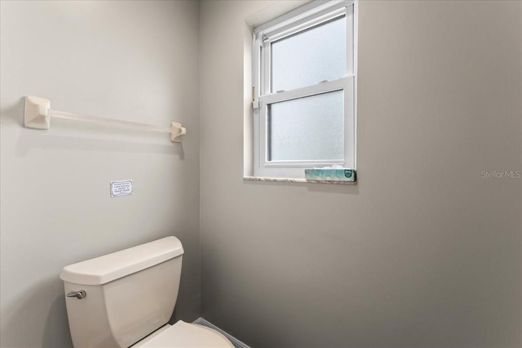 For Sale: $1,695,000 (5 beds, 4 baths, 4558 Square Feet)