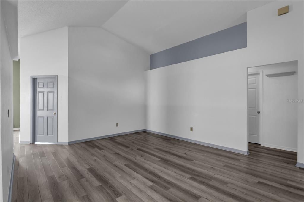 待售: $330,000 (3 贝兹, 2 浴室, 1484 平方英尺)