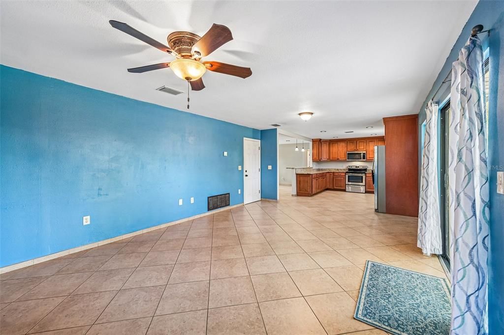 En Venta: $512,900 (3 camas, 2 baños, 1461 Pies cuadrados)