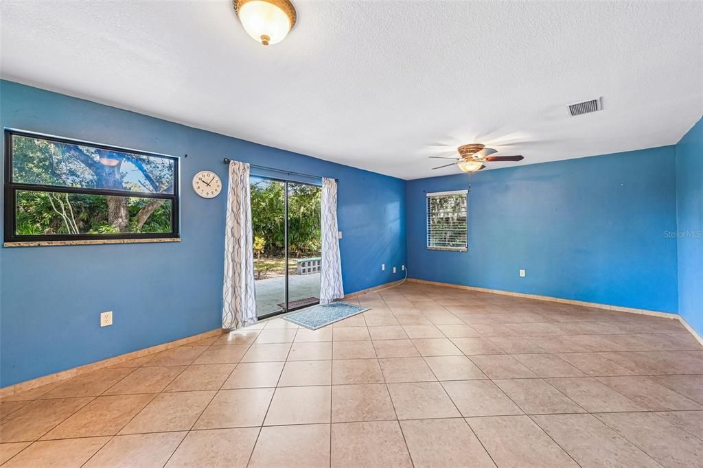 En Venta: $512,900 (3 camas, 2 baños, 1461 Pies cuadrados)