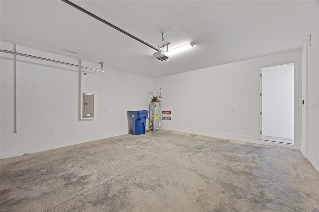 For Sale: $599,000 (5 beds, 4 baths, 3251 Square Feet)