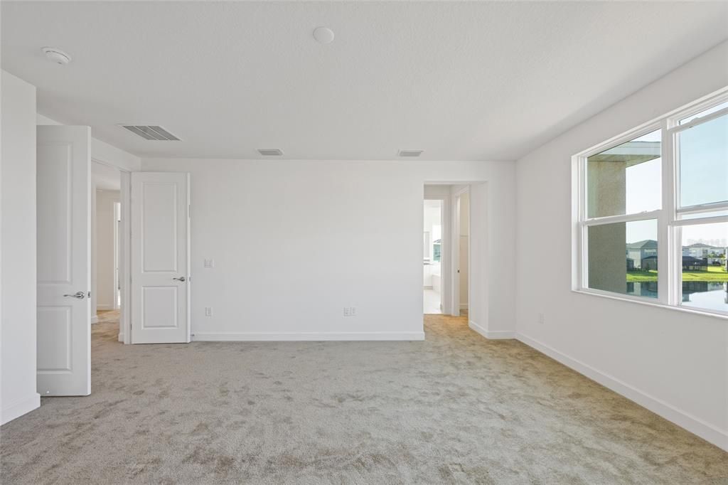 For Sale: $599,000 (5 beds, 4 baths, 3251 Square Feet)