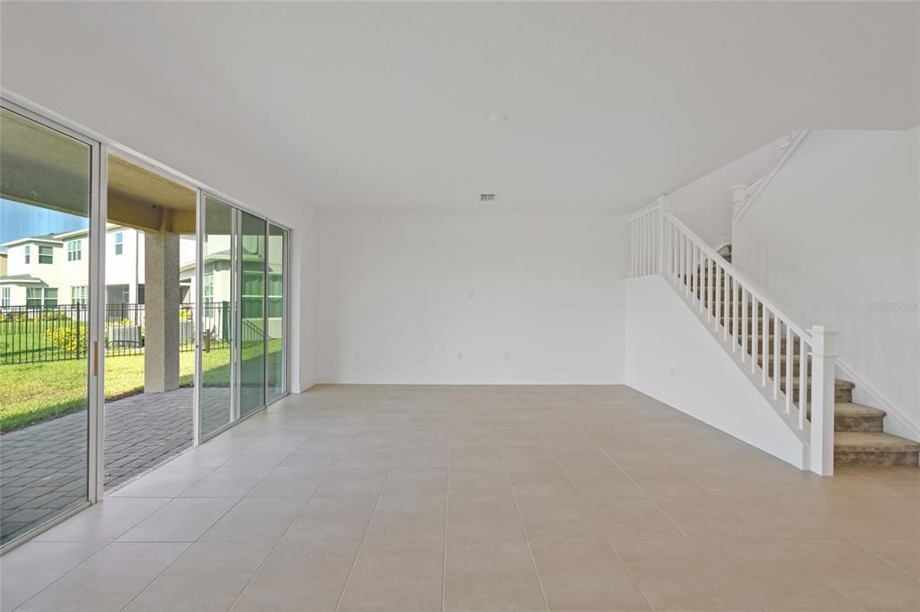 For Sale: $599,000 (5 beds, 4 baths, 3251 Square Feet)