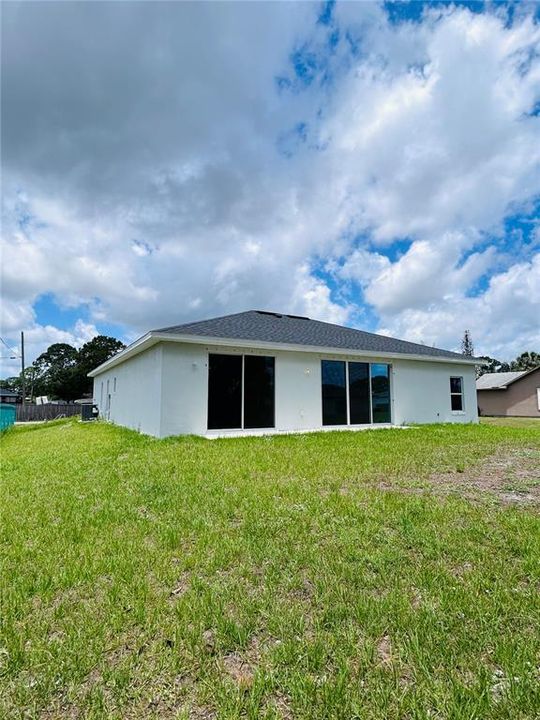For Sale: $419,990 (3 beds, 3 baths, 1968 Square Feet)