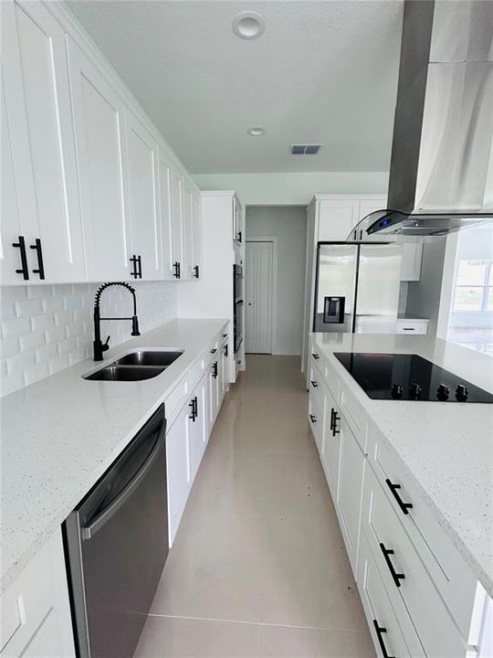 For Sale: $419,990 (3 beds, 3 baths, 1968 Square Feet)