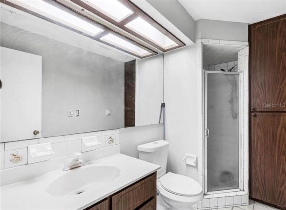 For Sale: $365,000 (3 beds, 2 baths, 1812 Square Feet)