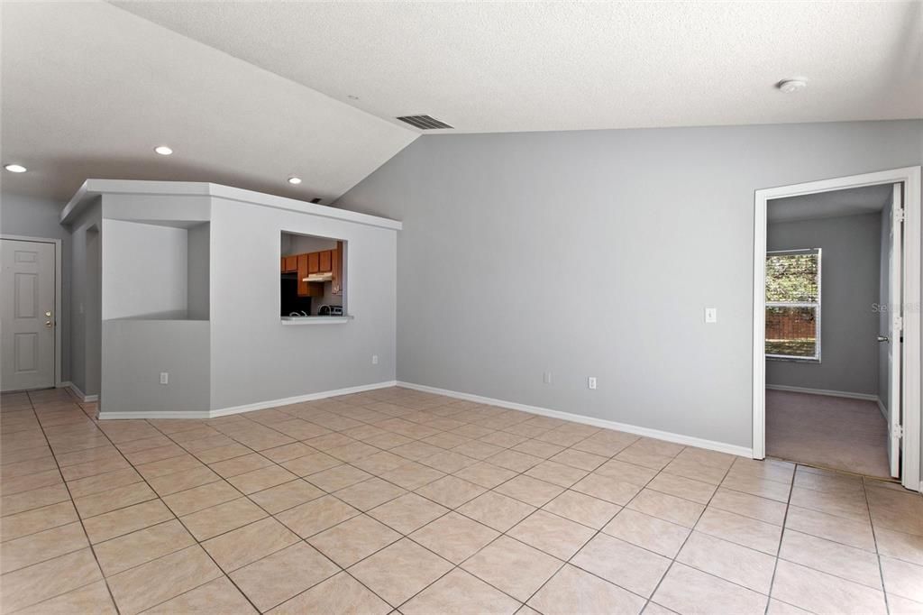En Venta: $309,999 (3 camas, 2 baños, 1272 Pies cuadrados)