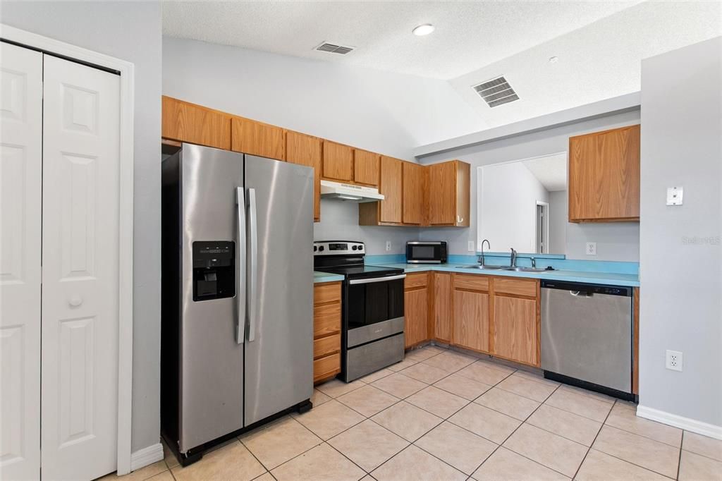 En Venta: $309,999 (3 camas, 2 baños, 1272 Pies cuadrados)