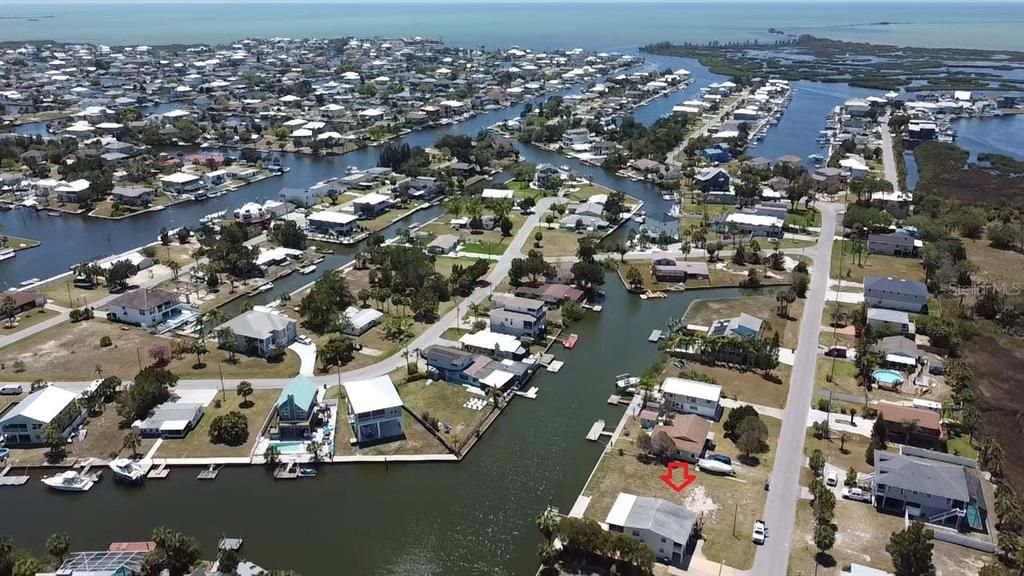 For Sale: $249,900 (0.14 acres)