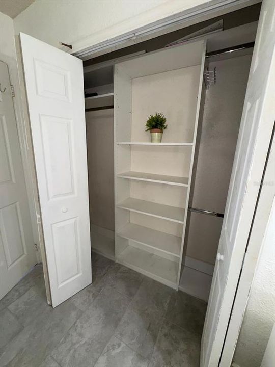 For Sale: $245,000 (2 beds, 2 baths, 1199 Square Feet)